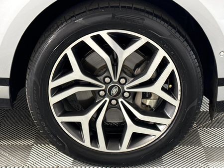 2019-Land-Rover-Range-Rover-Evoque-20-D-SE-132kW-D180_5