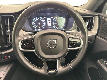 2021-Volvo-XC60-D4-Momentum-Auto-AWD_12