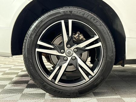 2021-Volvo-XC60-D4-Momentum-Auto-AWD_17