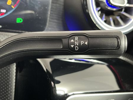 2023-Mercedes-Benz-CLA-200-Progressive_11
