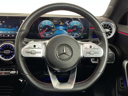 2023-Mercedes-Benz-CLA-200-Progressive_12