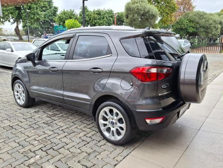 2021-Ford-EcoSport-10-EcoBoost-Titanium_3