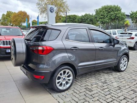 2021-Ford-EcoSport-10-EcoBoost-Titanium_5