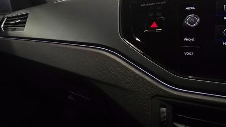 2026-Volkswagen-Polo-10-TSI-R-Line-Auto_10