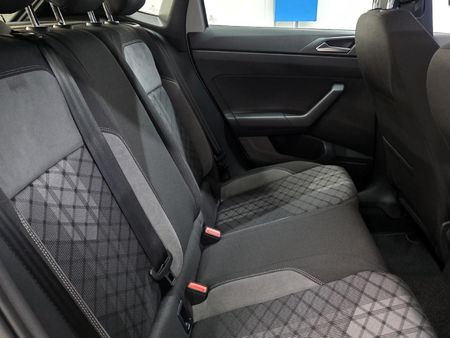 2026-Volkswagen-Polo-10-TSI-R-Line-Auto_16
