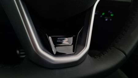 2026-Volkswagen-Polo-10-TSI-R-Line-Auto_21