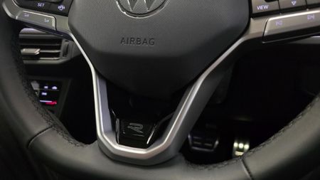 2026-Volkswagen-Polo-10-TSI-R-Line-Auto_6