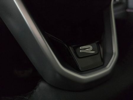 2022-Volkswagen-Polo-10-TSI-R-Line-Auto_10