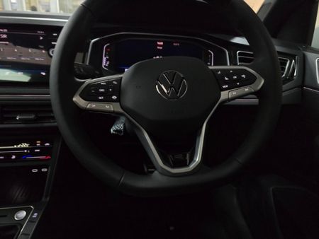 2022-Volkswagen-Polo-10-TSI-R-Line-Auto_14
