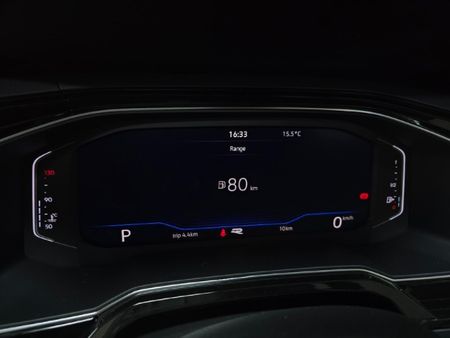 2022-Volkswagen-Polo-10-TSI-R-Line-Auto_16