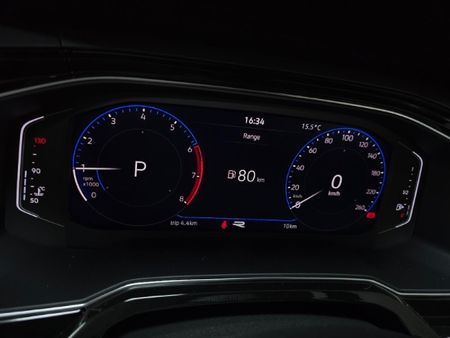 2022-Volkswagen-Polo-10-TSI-R-Line-Auto_22