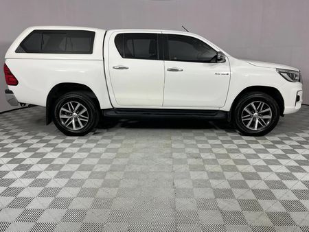 2019-Toyota-Hilux-28-GD-6-Raised-Body-Auto-Raider-Double-Cab_14