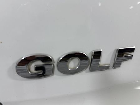 2018-Volkswagen-Golf-VII-10-TSI-Comfortline_11
