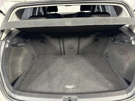 2018-Volkswagen-Golf-VII-10-TSI-Comfortline_14