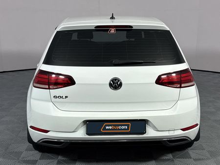 2018-Volkswagen-Golf-VII-10-TSI-Comfortline_18