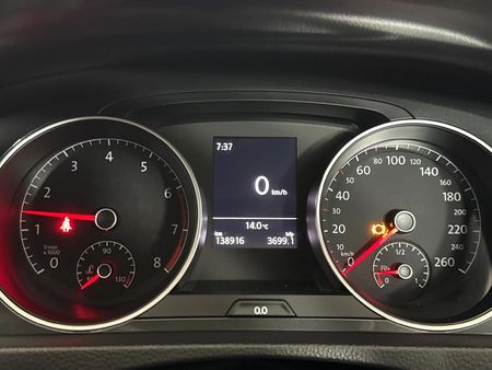 2018-Volkswagen-Golf-VII-10-TSI-Comfortline_2