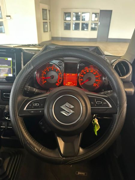 2023-Suzuki-Jimny-15-GLX_19