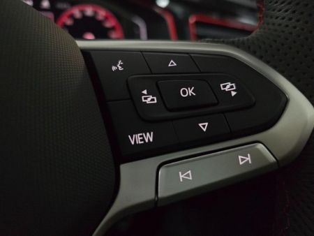 2026-Volkswagen-Polo-20-GTI-Auto-147kW_21