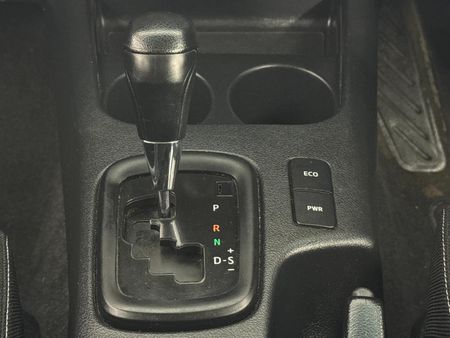 2023-Toyota-Hilux-24-GD-6-Raider-4x4-Auto-Double-Cab_7