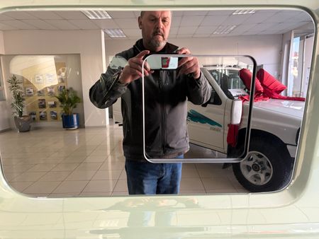 2023-Suzuki-Jimny-15-GLX-Auto_11