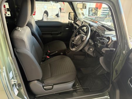 2023-Suzuki-Jimny-15-GLX-Auto_4