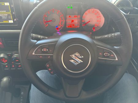 2023-Suzuki-Jimny-15-GLX-Auto_5