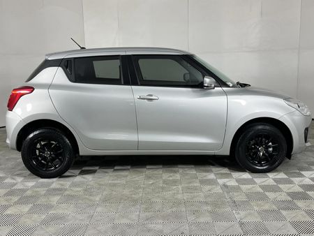 2024-Suzuki-Swift-12-GL-Auto_15