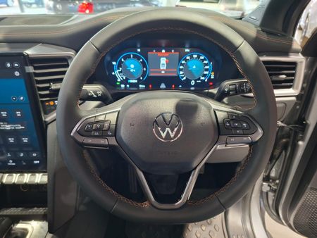 2026-Volkswagen-Amarok-30-TDI-V6-184kW-4Motion-Panamericana-Auto-Double_21