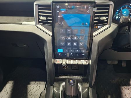 2026-Volkswagen-Amarok-30-TDI-V6-184kW-4Motion-Panamericana-Auto-Double_23