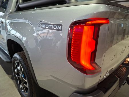 2026-Volkswagen-Amarok-30-TDI-V6-184kW-4Motion-Panamericana-Auto-Double_3