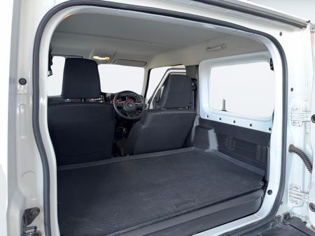 2023-Suzuki-Jimny-15-GLX_16