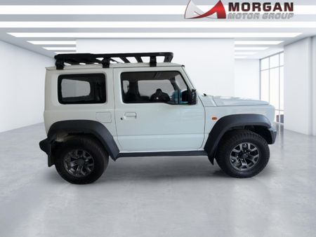 2023-Suzuki-Jimny-15-GLX_7