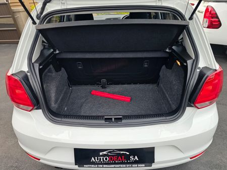 2024-Volkswagen-Polo-Vivo-14_5