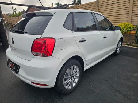 2024-Volkswagen-Polo-Vivo-14_6