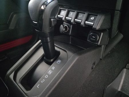 2025-Suzuki-Jimny-15-GLX-AllGrip-5-Door-Auto_13