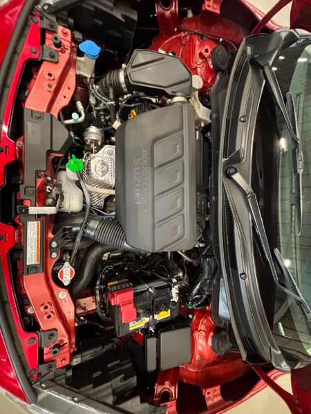 2025-Suzuki-Swift-14T-Sport-Auto_12