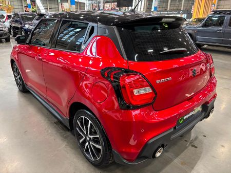 2025-Suzuki-Swift-14T-Sport-Auto_4