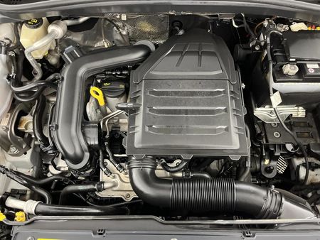 2019-Volkswagen-T-Cross-10-TSI-Comfortline-Auto_10