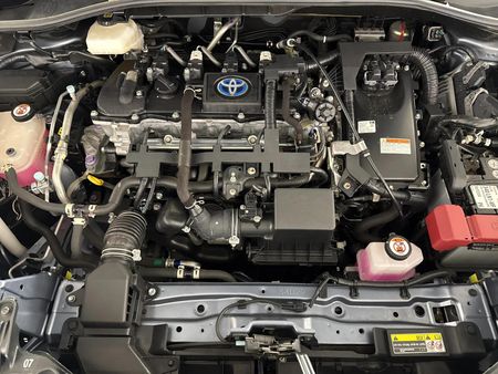 2023-Toyota-Corolla-Cross-18-XR-Hybrid_12