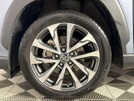 2023-Toyota-Corolla-Cross-18-XR-Hybrid_4