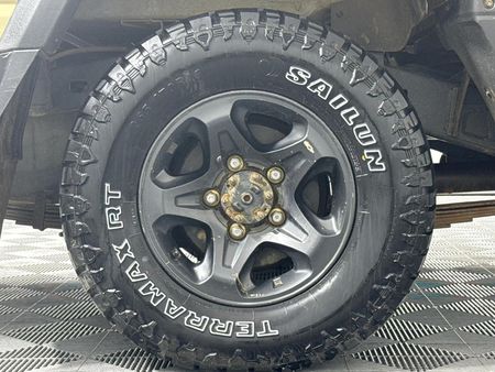 2024-Toyota-Land-Cruiser-79-28-GD-6-Auto-Double-Cab_7