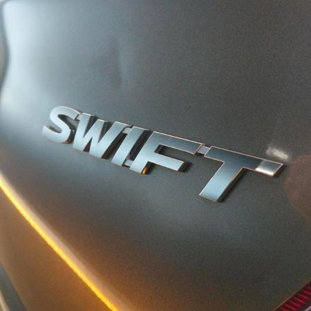 2023-Suzuki-Swift-12-GL_12