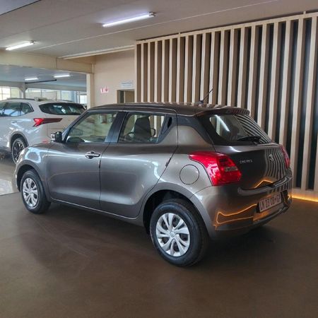 2023-Suzuki-Swift-12-GL_3