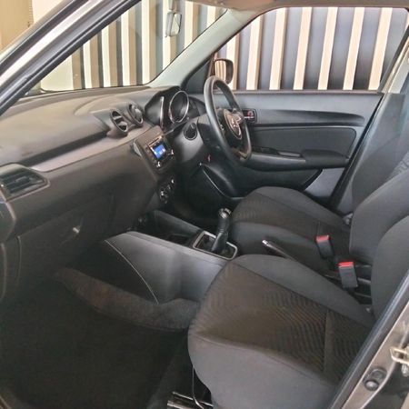 2023-Suzuki-Swift-12-GL_5
