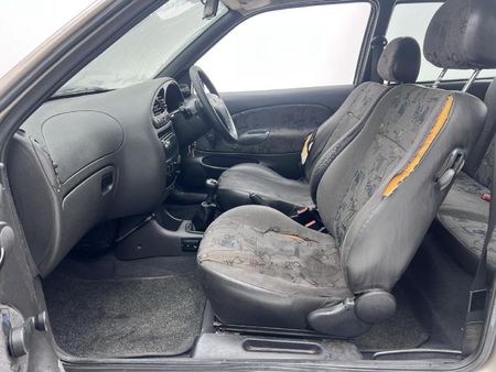 2002-Ford-Fiesta-13i-Flite-3-dr_6