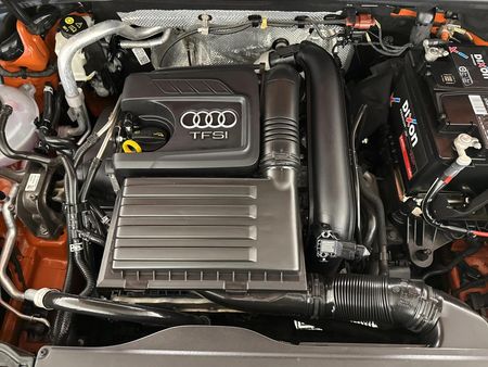 2019-Audi-Q3-14-TFSI-S-Line-35-TFSI_14