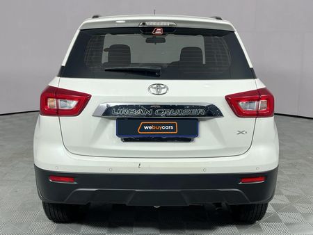 2022-Toyota-Urban-Cruiser-15-Xs_14