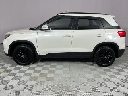 2022-Toyota-Urban-Cruiser-15-Xs_15
