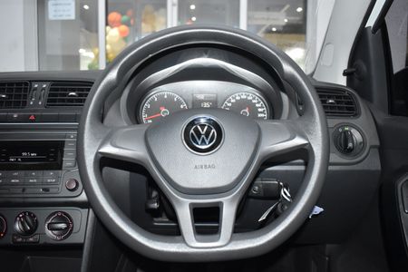 2022-Volkswagen-Polo-Vivo-14-Trendline-5-dr_6