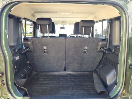 2025-Suzuki-Jimny-15-GLX-AllGrip-5-Door-Auto_11